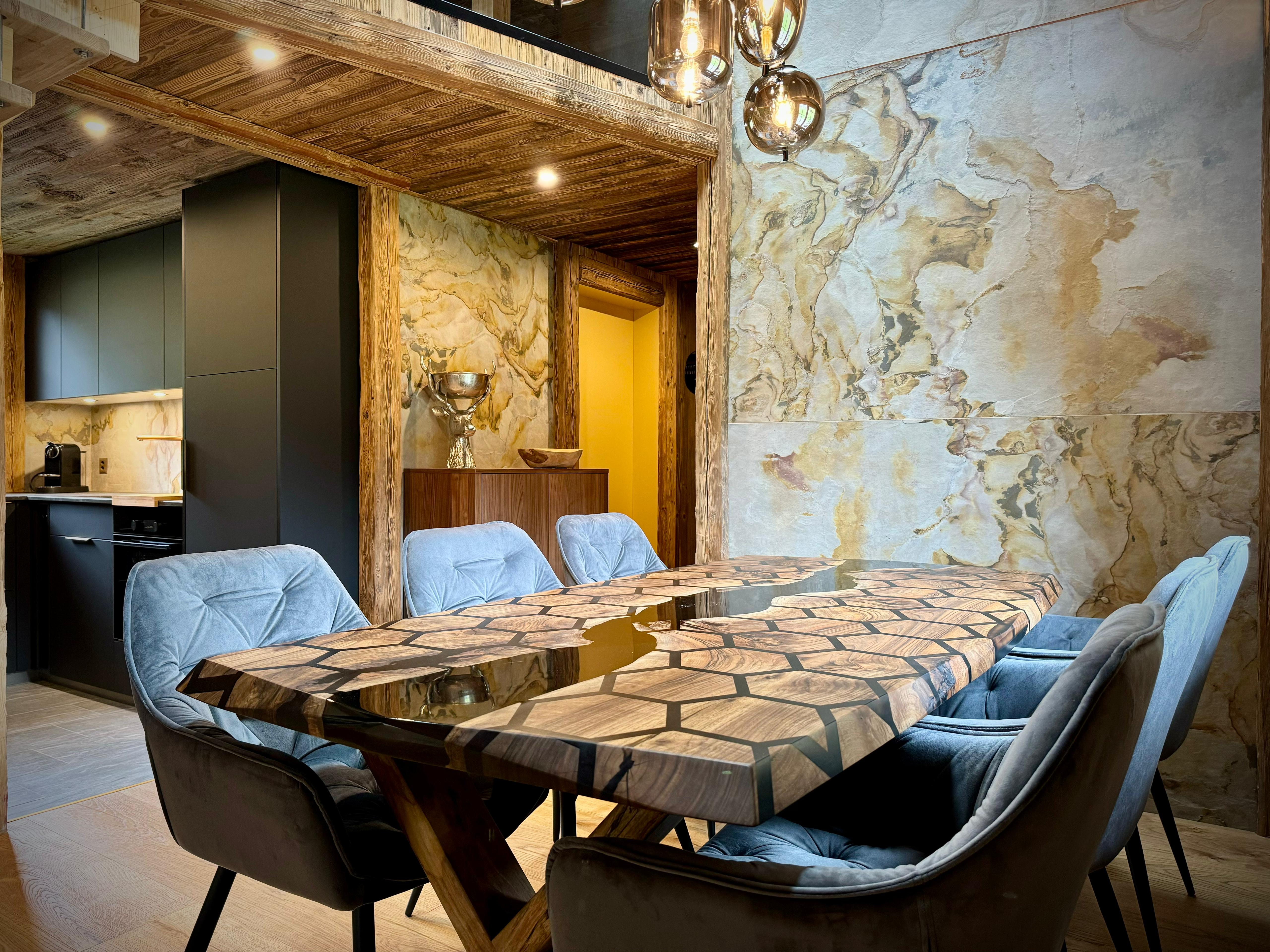 Image 1 Chalet Monjeri_Essen